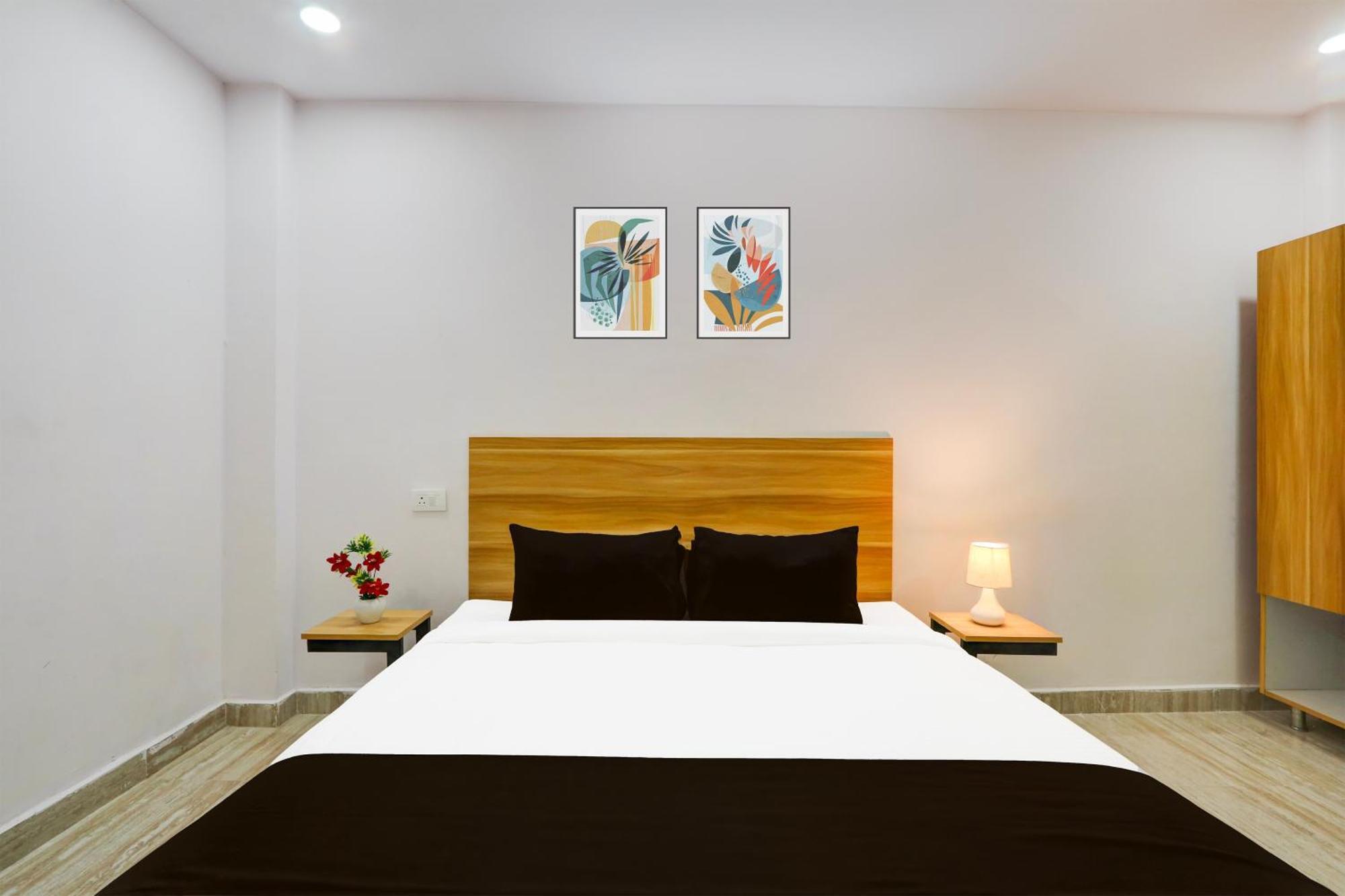 Hotel O Living Tree In Hyderabad Bagian luar foto