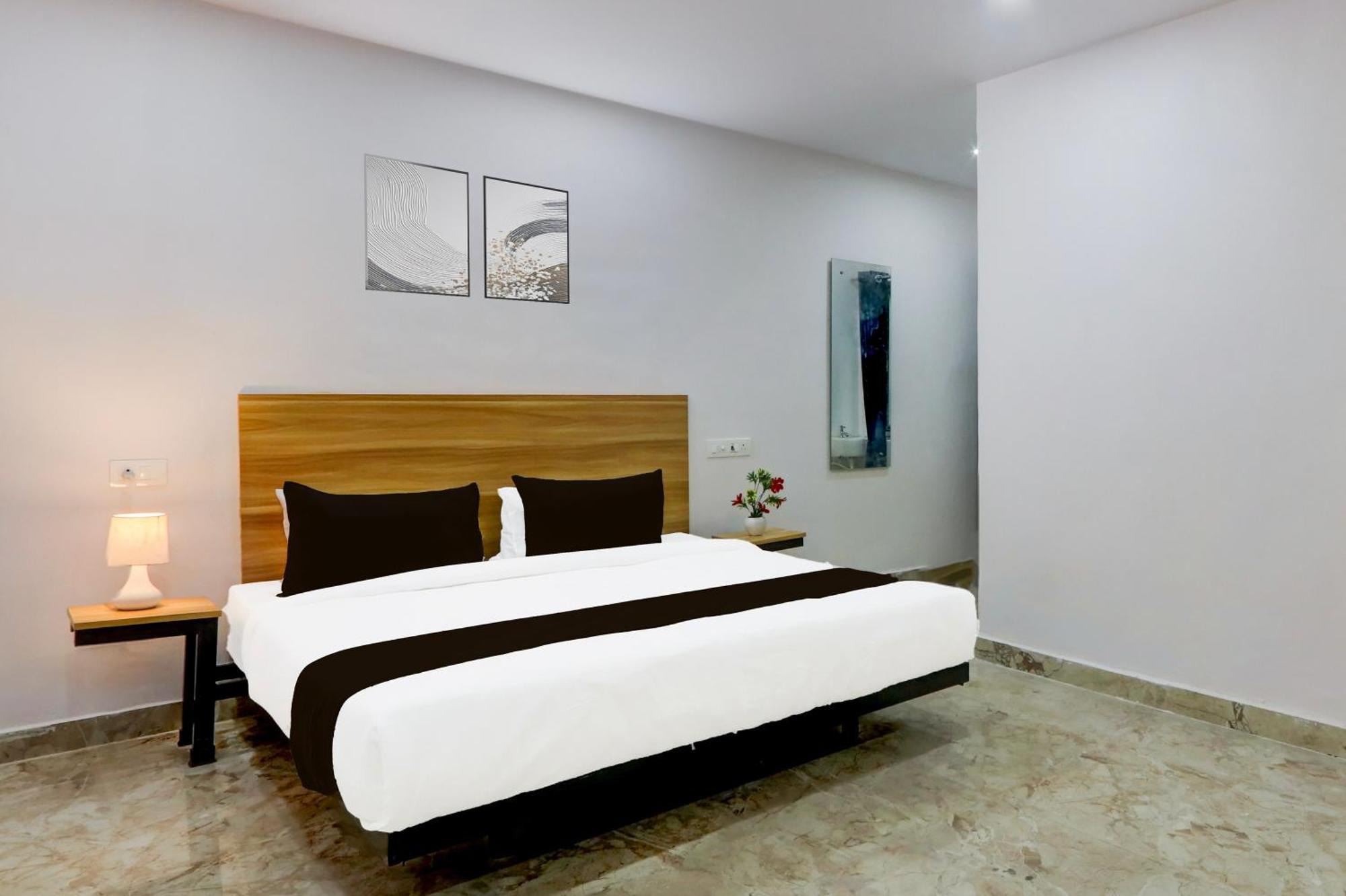Hotel O Living Tree In Hyderabad Bagian luar foto